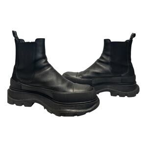 McQueen Tread Slick Chelsea Boot size IT 44 Leather Triple Black